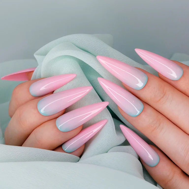 Grady Parson
Teaching
★★★★★
I adore the minimalist design and attention to detail at MOONIE NAILS. Every appointment feels like a short retreat, where quality service and peaceful surroundings recharge my spirit and lift my energy.